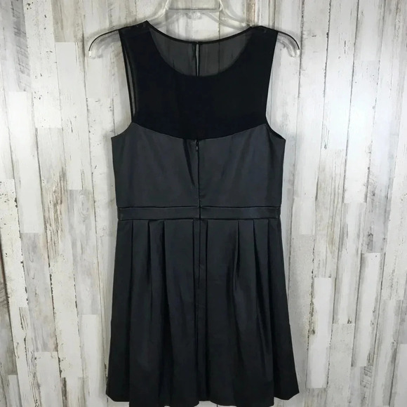 Ali Ro Black Faux Leather Pleated Dress Silk Lace - Picture 4 of 6